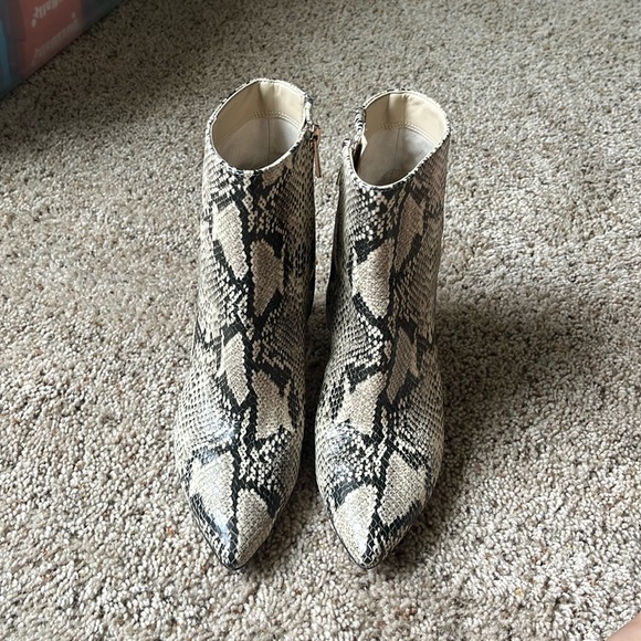 Sam Edelman Snake Pointed Toe Booties - Picture 1 of 9